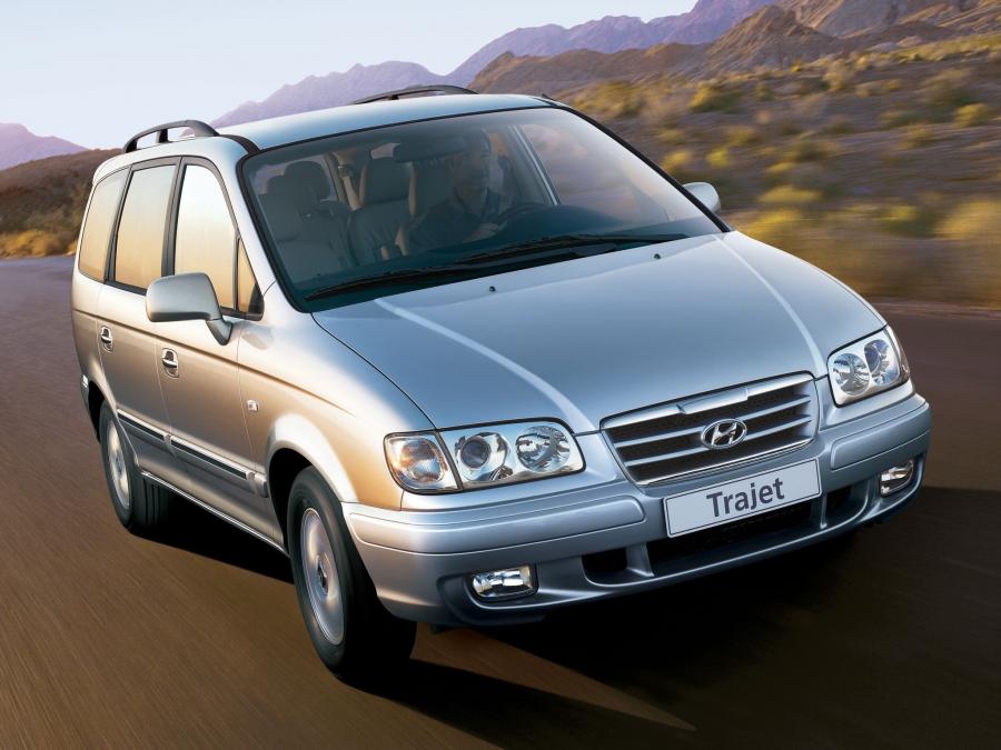  Hyundai Trajet 2004 года  (фото 8 из 10)